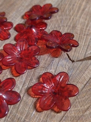 Plastové korálky květ / sukýnka Ø26 mm červená tmavá