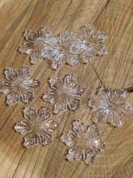 Plastové korálky květ / sukýnka Ø27 mm čirá