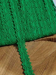 Krajka paličkovaná šíře 12 mm zelená pastelová