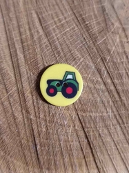 Knoflík dětský traktor barva žlutá