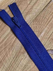 Spirálový zip šíře 3 mm délka 18 cm modrá tmavá