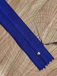 Spirálový zip šíře 3 mm délka 18 cm modrá tmavá