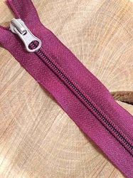 Zip spirálový šíře 5 mm délka 16 cm barva bordó 